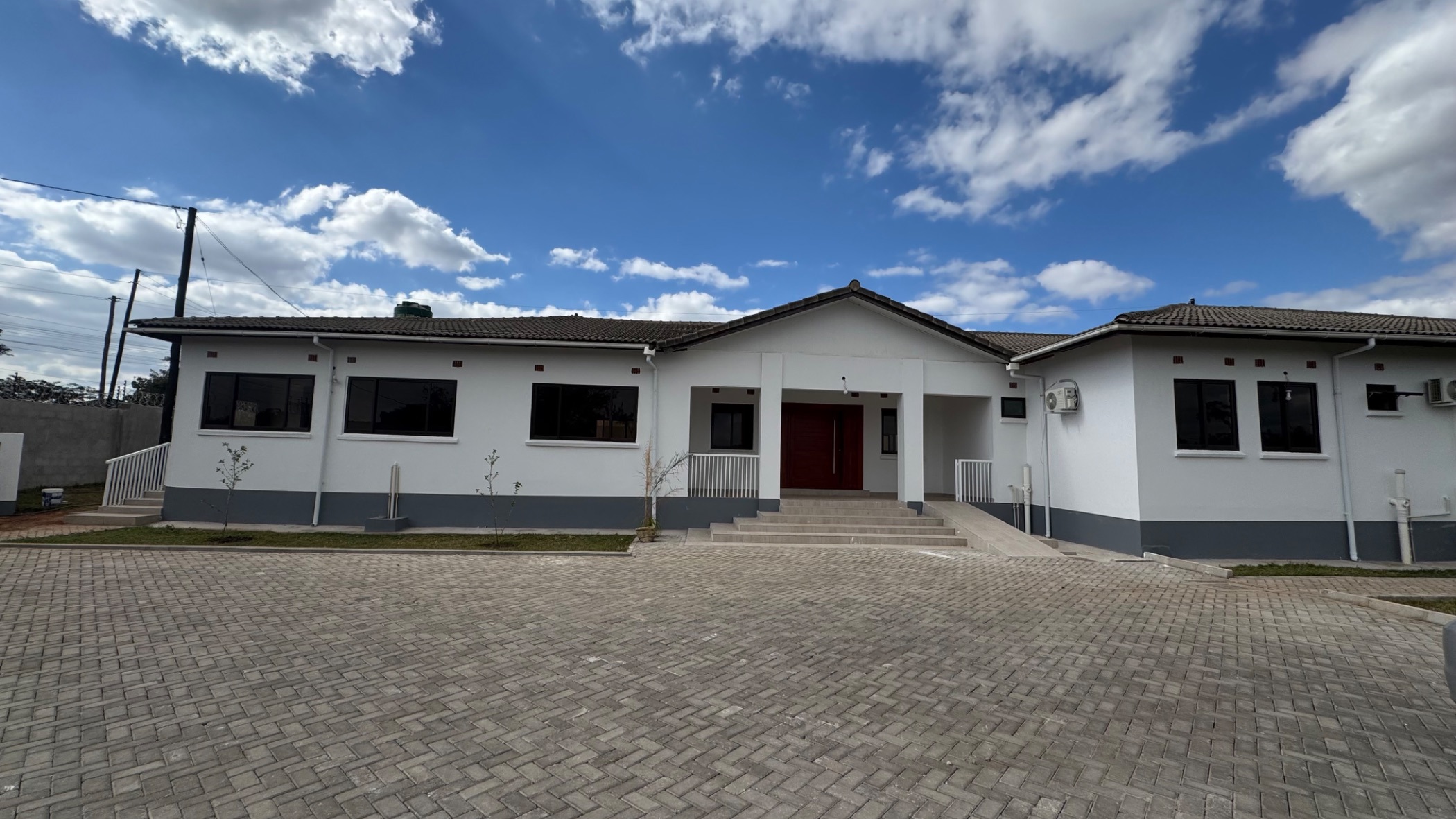 Commercial Building to rent in Ibex Hill, Zambia - 3ZA1748094