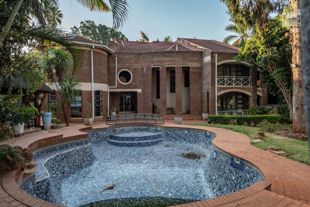 Double-storey house for sale in Glen Lorne, Zimbabwe - 3ZB1747363