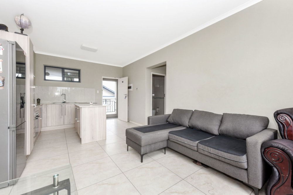 Apartment for sale in North Riding - FW1747215
