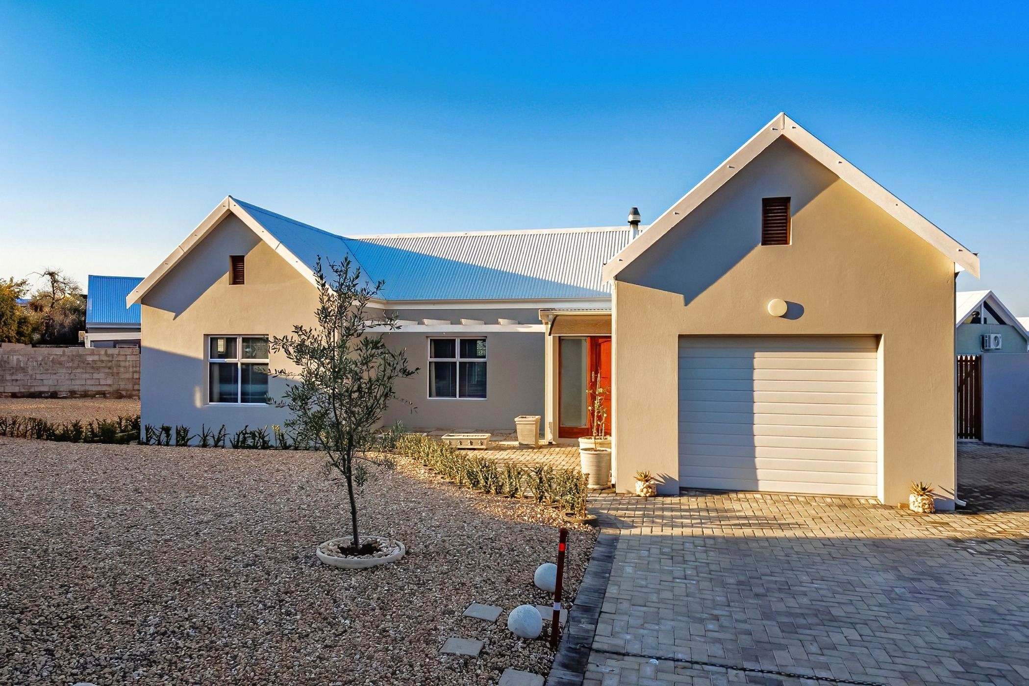 House for sale in Wesbank, Oudtshoorn - 1OU1747382