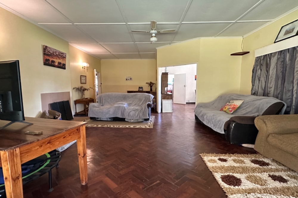 House for sale in Hillside, Bulawayo, Zimbabwe - 3ZB1747320 House for sale in Hillside, Bulawayo, Zimbabwe - 3ZB1747320