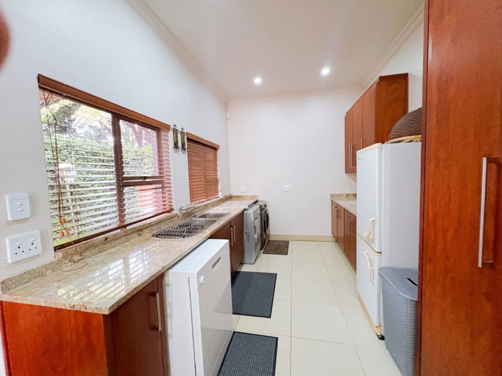 House for sale in Golden Acres - 1TA1747301 House for sale in Golden Acres - 1TA1747301