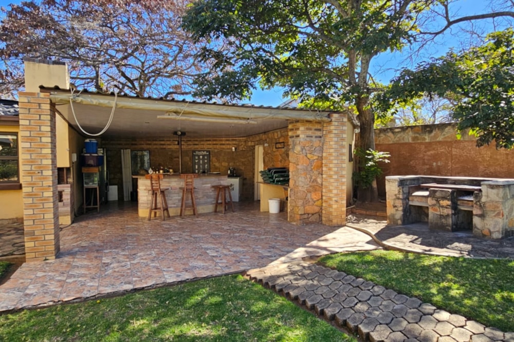 House for sale in Hillside, Bulawayo, Zimbabwe - 3ZB1747355 House for sale in Hillside, Bulawayo, Zimbabwe - 3ZB1747355
