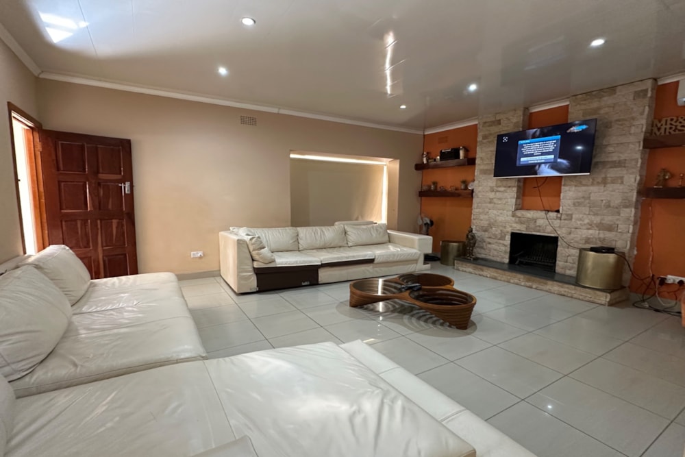 House for sale in Hillside, Bulawayo, Zimbabwe - 3ZB1747355 House for sale in Hillside, Bulawayo, Zimbabwe - 3ZB1747355