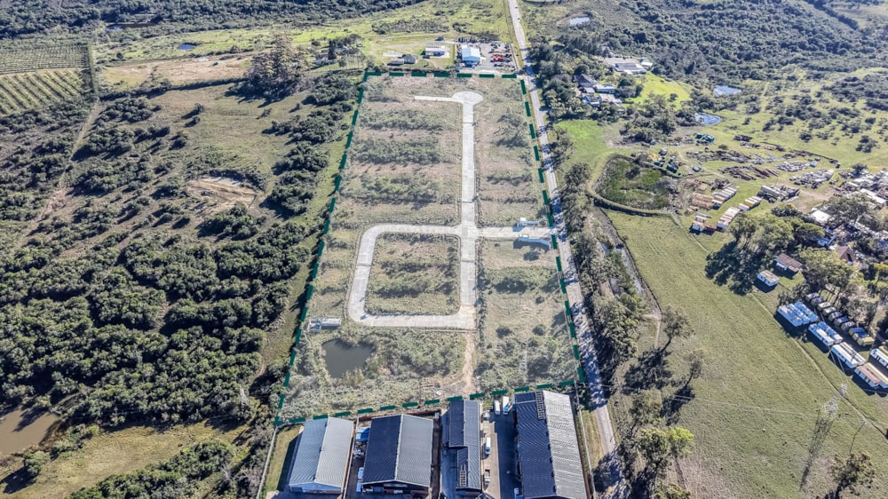 Commercial industrial property for sale in Quenera - 1EZ1747371