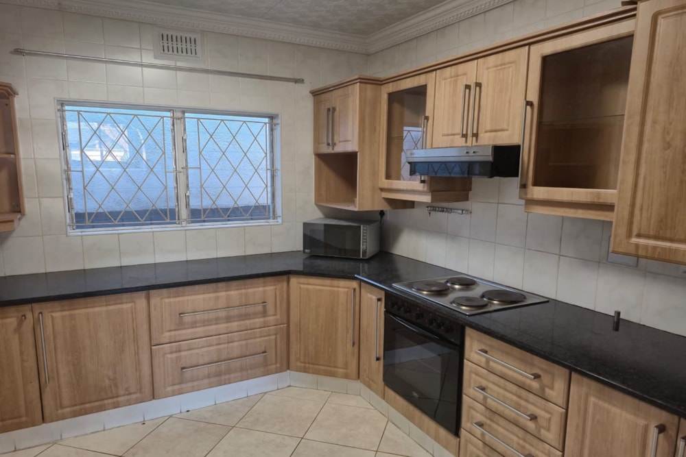 House to rent in Yellowwood Park - 1WB1747483 House to rent in Yellowwood Park - 1WB1747483