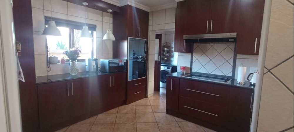 House to rent in Hughes - ENL1747389