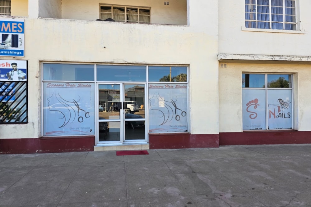 Commercial retail property for sale in Bulawayo, Zimbabwe - 3ZB1747432 Commercial retail property for sale in Bulawayo, Zimbabwe - 3ZB1747432
