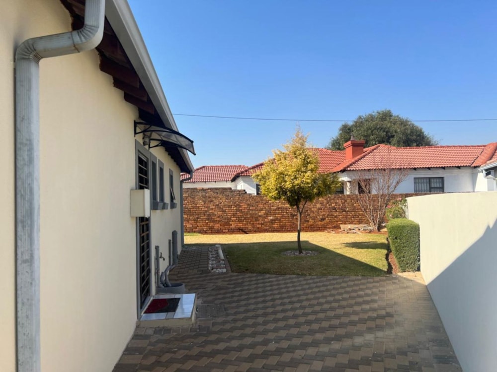 House for sale in Dawn Park - BOK1747585