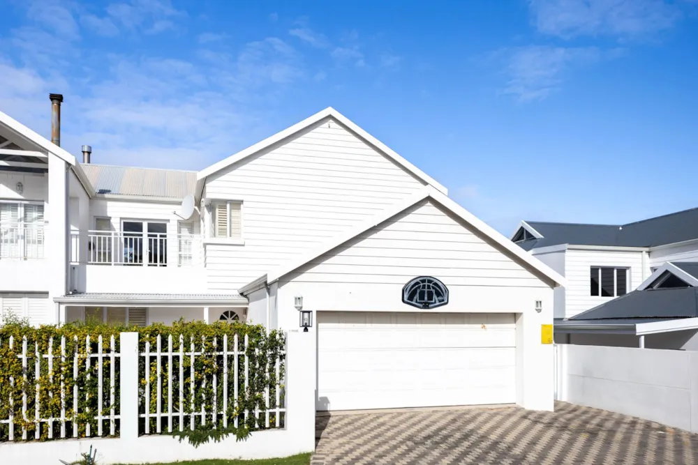 House for sale in Kenton on Sea - 1KO1747529