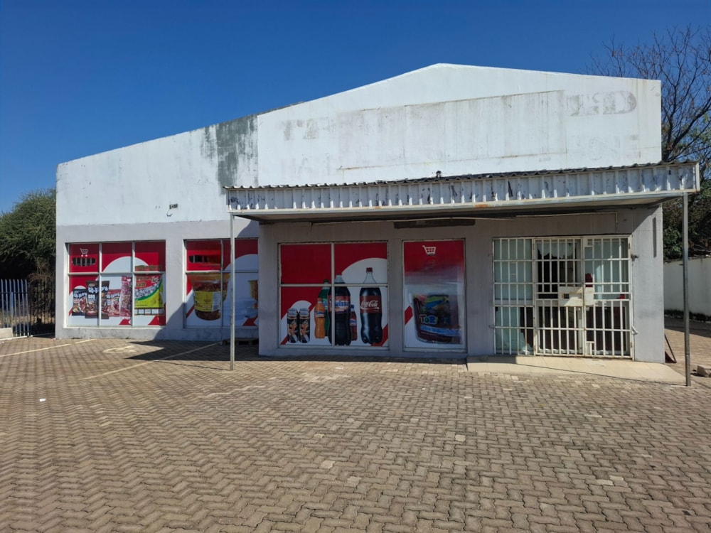 Commercial retail property to rent in Tlokweng, Botswana - 3BO1747517 Commercial retail property to rent in Tlokweng, Botswana - 3BO1747517