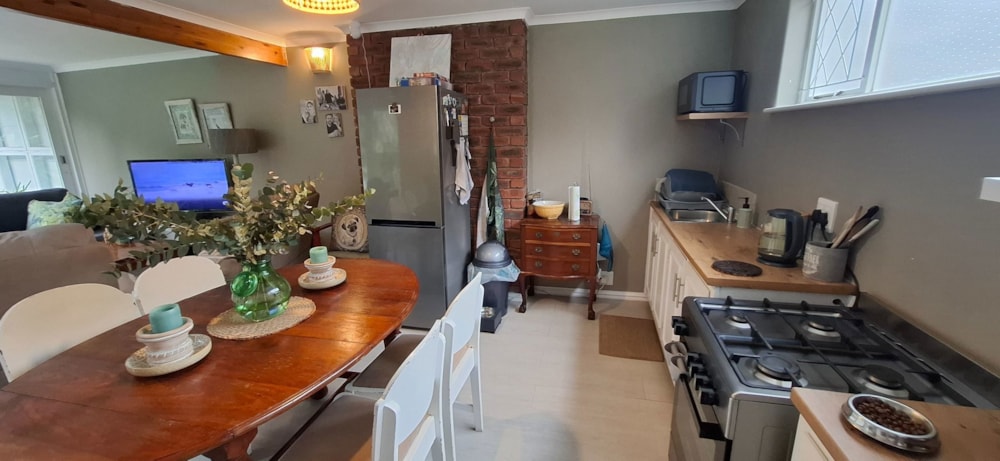 Garden cottage to rent in Hillcrest Park - 1KF1747518 Garden cottage to rent in Hillcrest Park - 1KF1747518