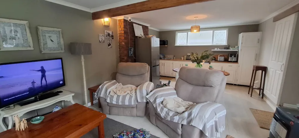 Garden cottage to rent in Hillcrest Park - 1KF1747518 Garden cottage to rent in Hillcrest Park - 1KF1747518