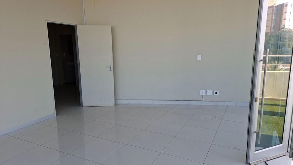 Commercial office to rent in Windhoek Central, Namibia - 3NM1747558 Commercial office to rent in Windhoek Central, Namibia - 3NM1747558