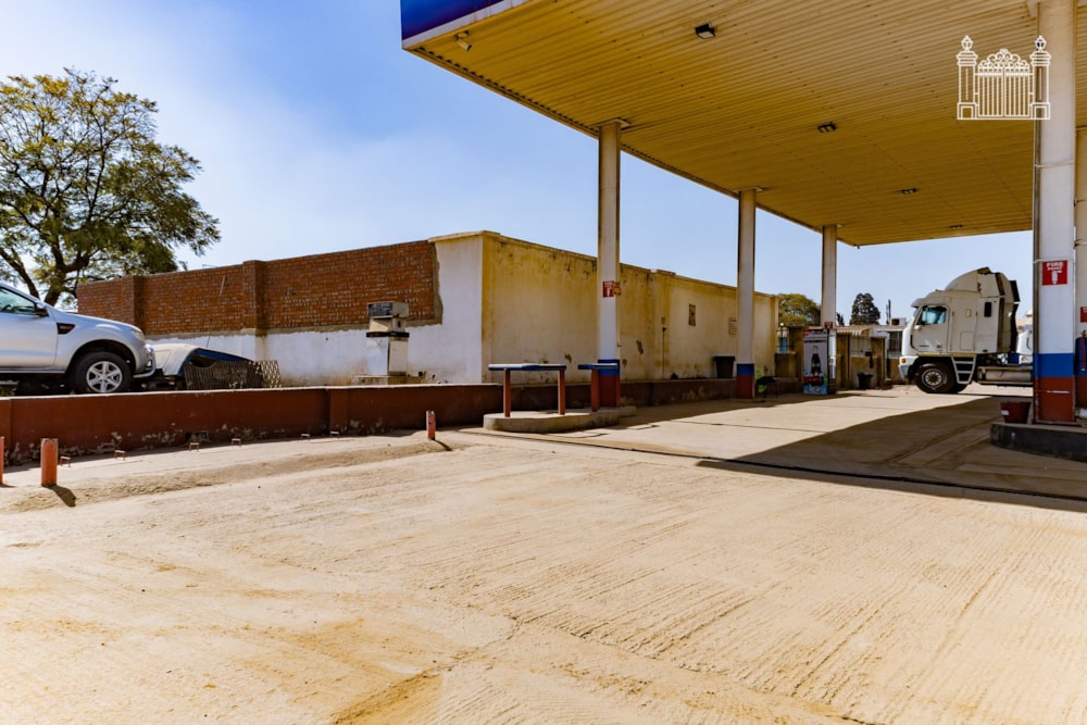 Commercial Building for sale in Ardbennie, Zimbabwe - 3ZB1748162 Commercial Building for sale in Ardbennie, Zimbabwe - 3ZB1748162
