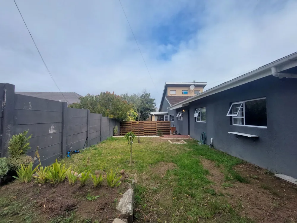 Cottage let in Somerset West - SWL1747634