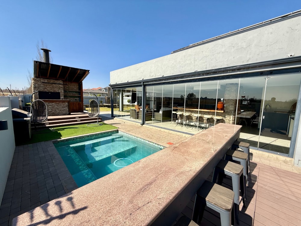 House for sale in Tuscany Ridge - 1PCH1747669 House for sale in Tuscany Ridge - 1PCH1747669