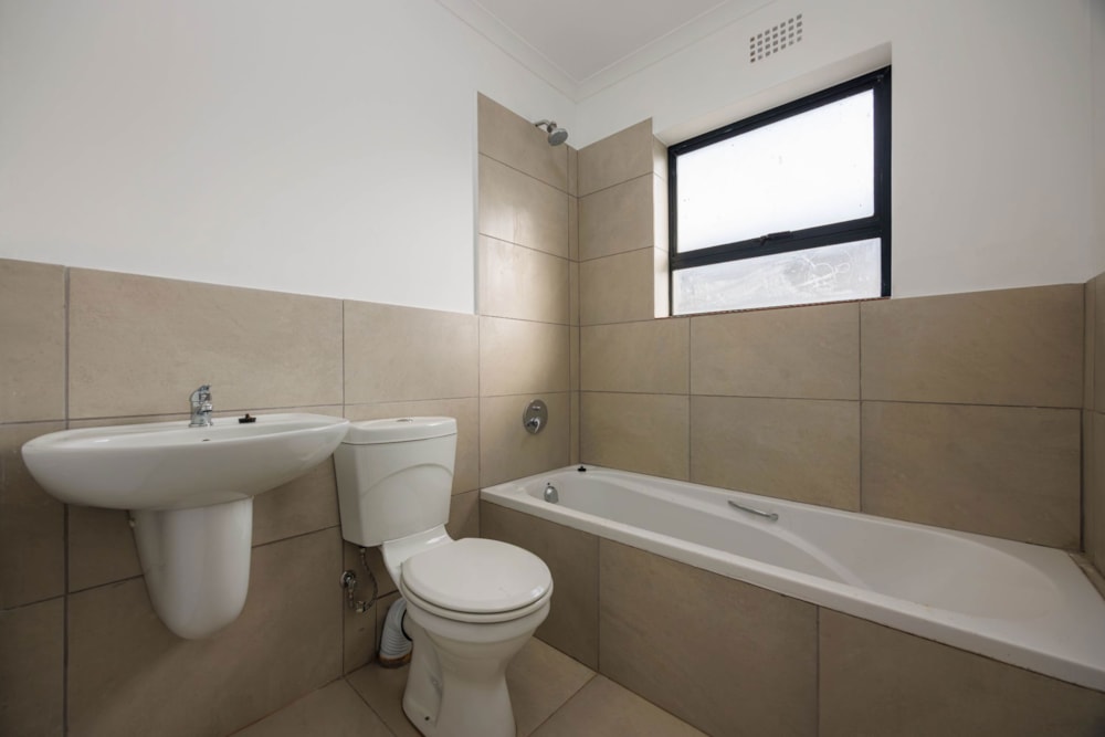 Semi-detached house for sale in Kranshoek - 1KG1748421 Semi-detached house for sale in Kranshoek - 1KG1748421