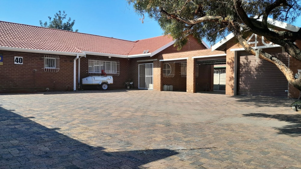House for sale in Vanderbijlpark SE 6 - 1VT1747724
