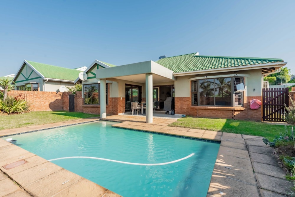 Townhouse for sale in uMhlanga Rocks - 1ND1746274 Townhouse for sale in uMhlanga Rocks - 1ND1746274