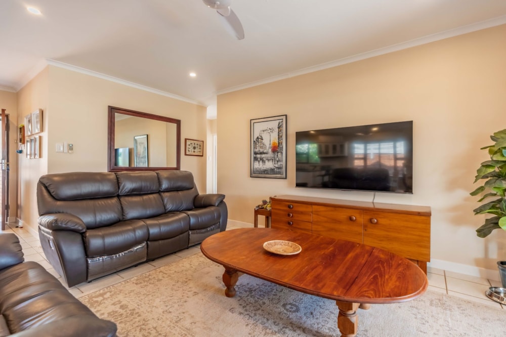 Townhouse for sale in uMhlanga Rocks - 1ND1746274 Townhouse for sale in uMhlanga Rocks - 1ND1746274