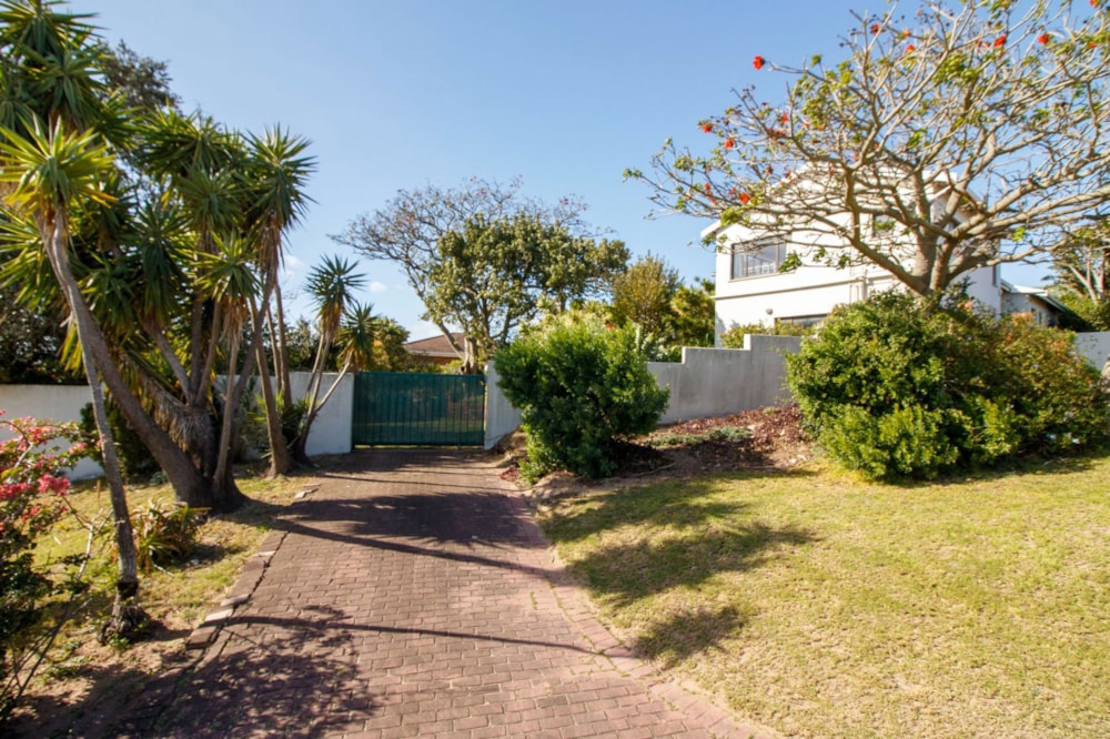 House for sale in Kenton on Sea - 1KO1670037 House for sale in Kenton on Sea - 1KO1670037