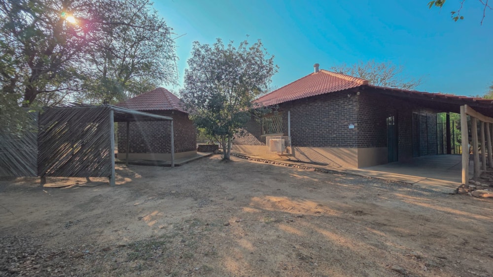 House for sale in Marloth Park - 1NK1744499 House for sale in Marloth Park - 1NK1744499