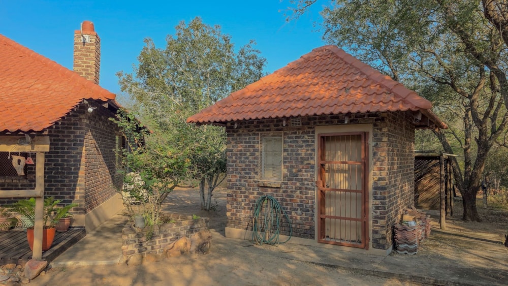 House for sale in Marloth Park - 1NK1744499 House for sale in Marloth Park - 1NK1744499