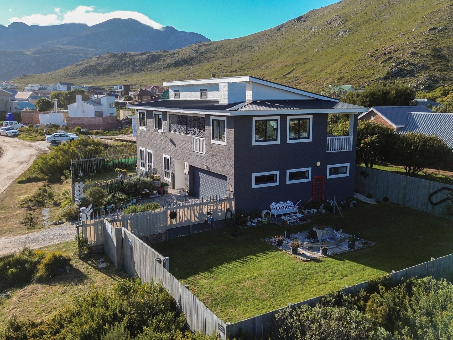 House for sale in Pringle Bay - KN1745367