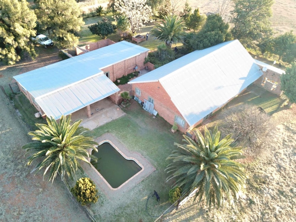 Smallholding for sale in Bains Vlei - 1BX1745516 Smallholding for sale in Bains Vlei - 1BX1745516