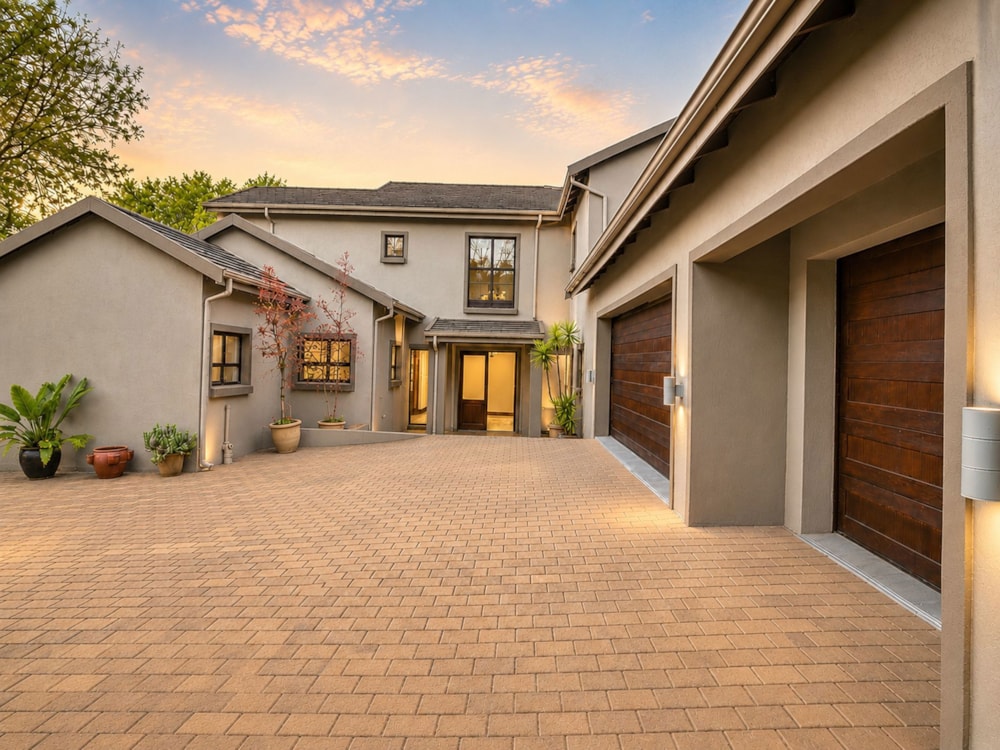 Security estate home for sale in Midlands Estate, Centurion - CN1745972 Security estate home for sale in Midlands Estate, Centurion - CN1745972