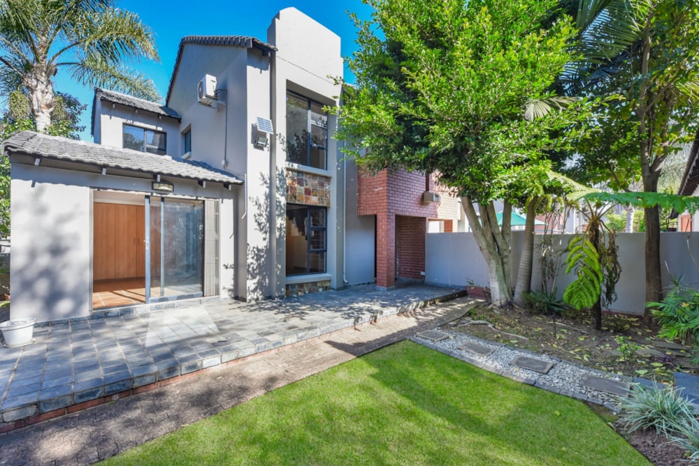 Double-storey cluster for sale in Craigavon - FW1746329