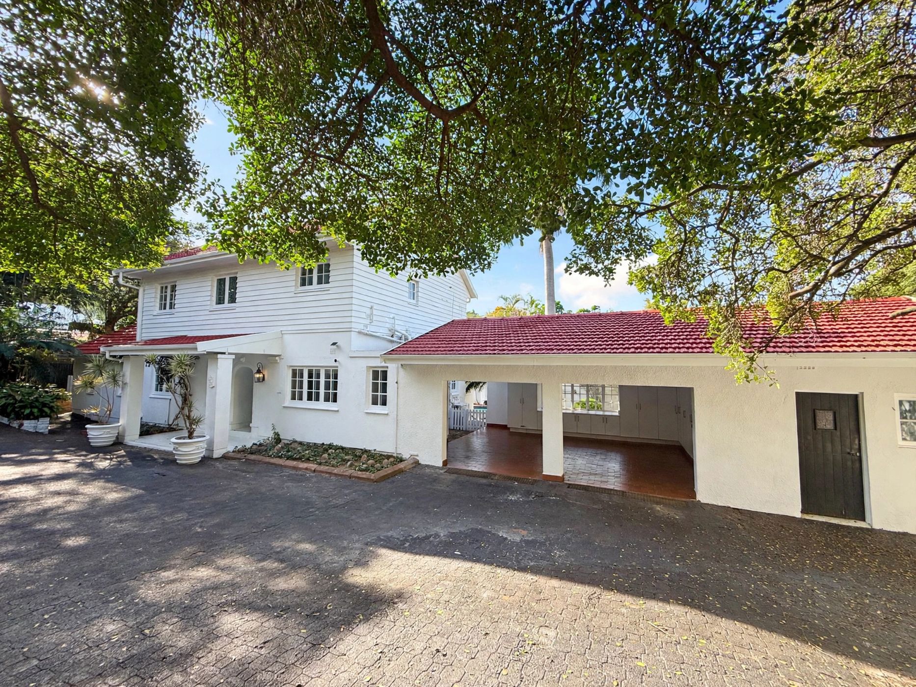 Double-storey house for sale in Durban North - 1ND1743282
