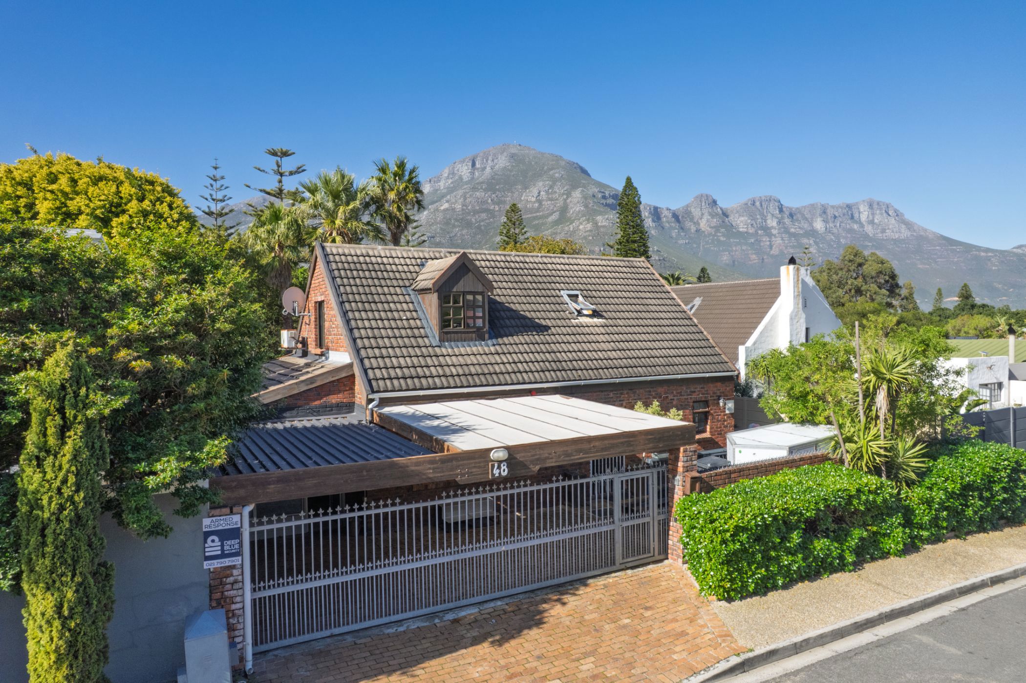 Double-storey house for sale in Northshore - HOB1746915