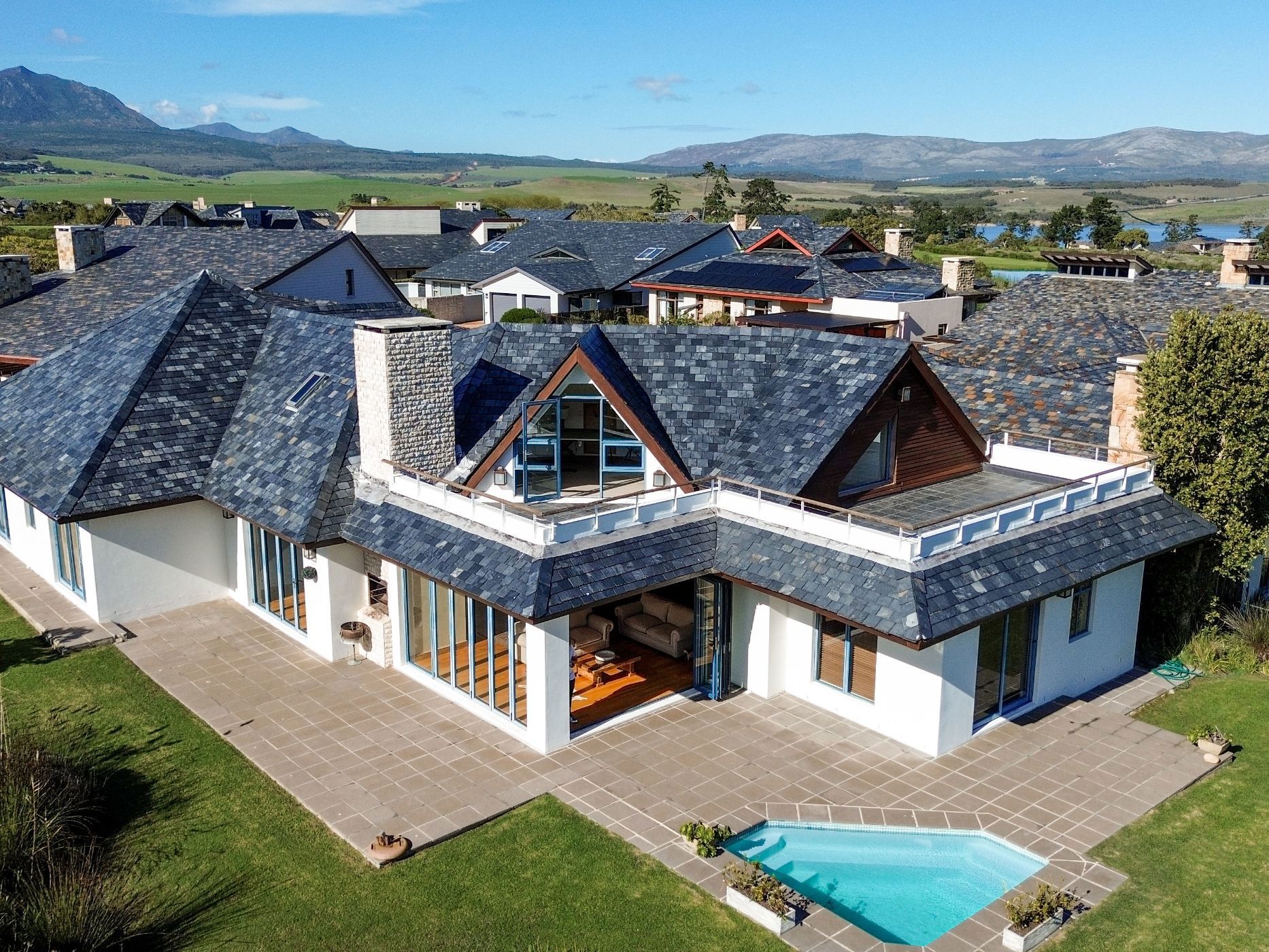 Golf estate house for sale in Arabella Country Estate - HF1745520