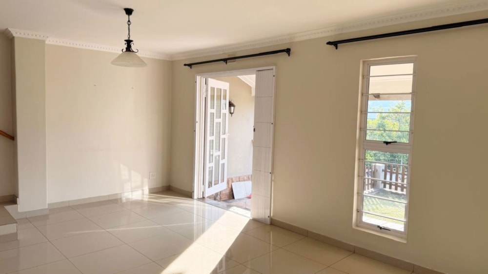 Security complex home to rent in Somerset Park, uMhlanga - 1ND1744709 Security complex home to rent in Somerset Park, uMhlanga - 1ND1744709