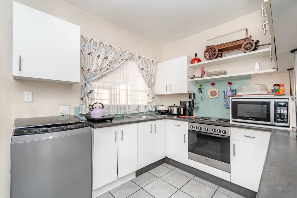 Townhouse for sale in Brenthurst - 1BJ1734212 Townhouse for sale in Brenthurst - 1BJ1734212