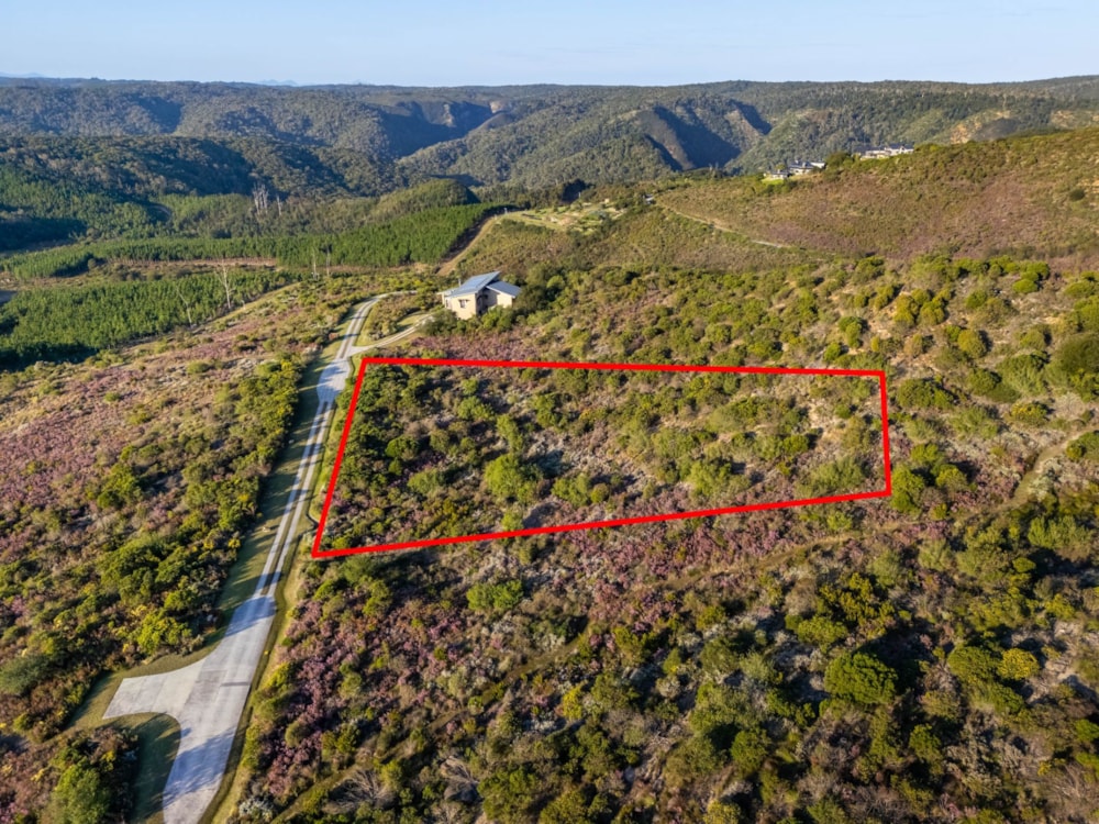 Residential vacant land for sale in Pezula Private Estate - 1KG1744119 Residential vacant land for sale in Pezula Private Estate - 1KG1744119