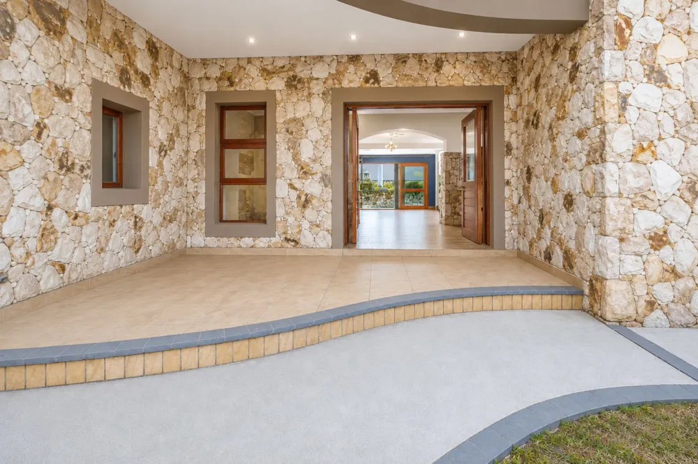 Security estate home for sale in Xanadu - 1HR1746193