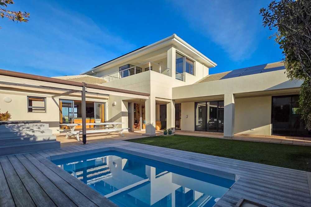 House for sale in Sunset Links - 1TV1745993 House for sale in Sunset Links - 1TV1745993