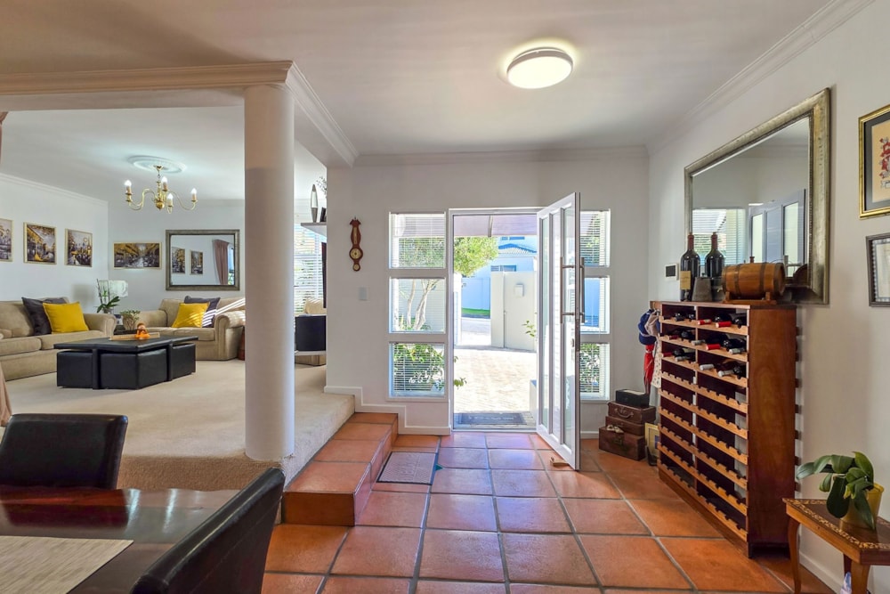 House for sale in West Beach, Blouberg - 1TV1745974 House for sale in West Beach, Blouberg - 1TV1745974