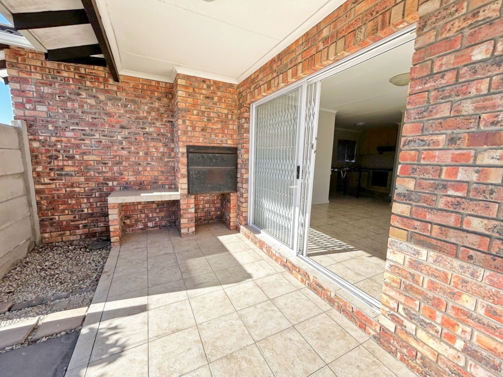 Townhouse for sale in Kabega - 1PLZ1746240
