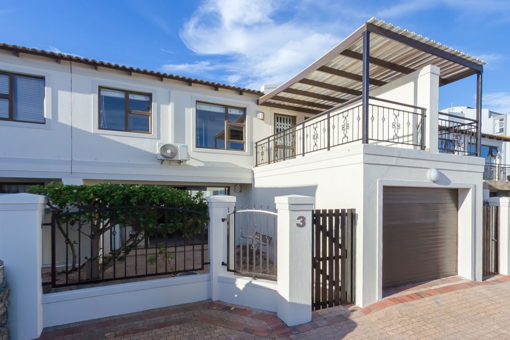 Townhouse for sale in Bloubergrant - 1TV1744652 Townhouse for sale in Bloubergrant - 1TV1744652