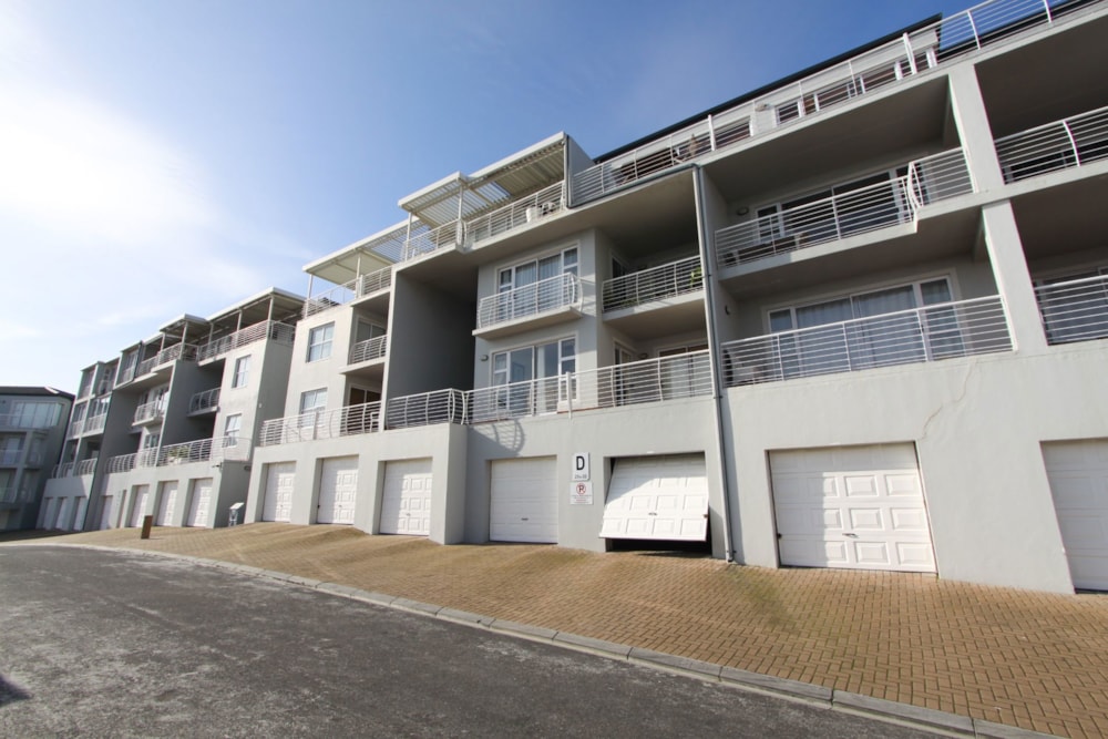 Apartment for sale in Big Bay - 1TV1746306 Apartment for sale in Big Bay - 1TV1746306