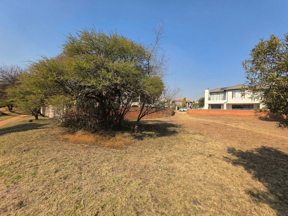 Vacant land for sale in Xanadu - 1HR1745743 Vacant land for sale in Xanadu - 1HR1745743