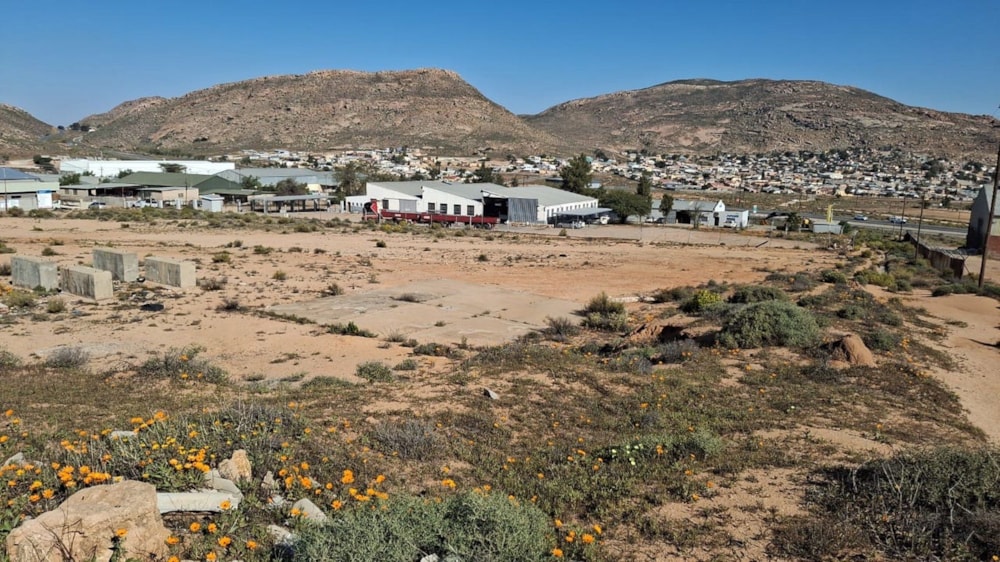Commercial industrial property for sale in Springbok - 1NA1695493 Commercial industrial property for sale in Springbok - 1NA1695493