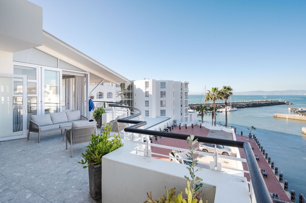 Penthouse apartment for sale in Mouille Point - AS1746466 Penthouse apartment for sale in Mouille Point - AS1746466