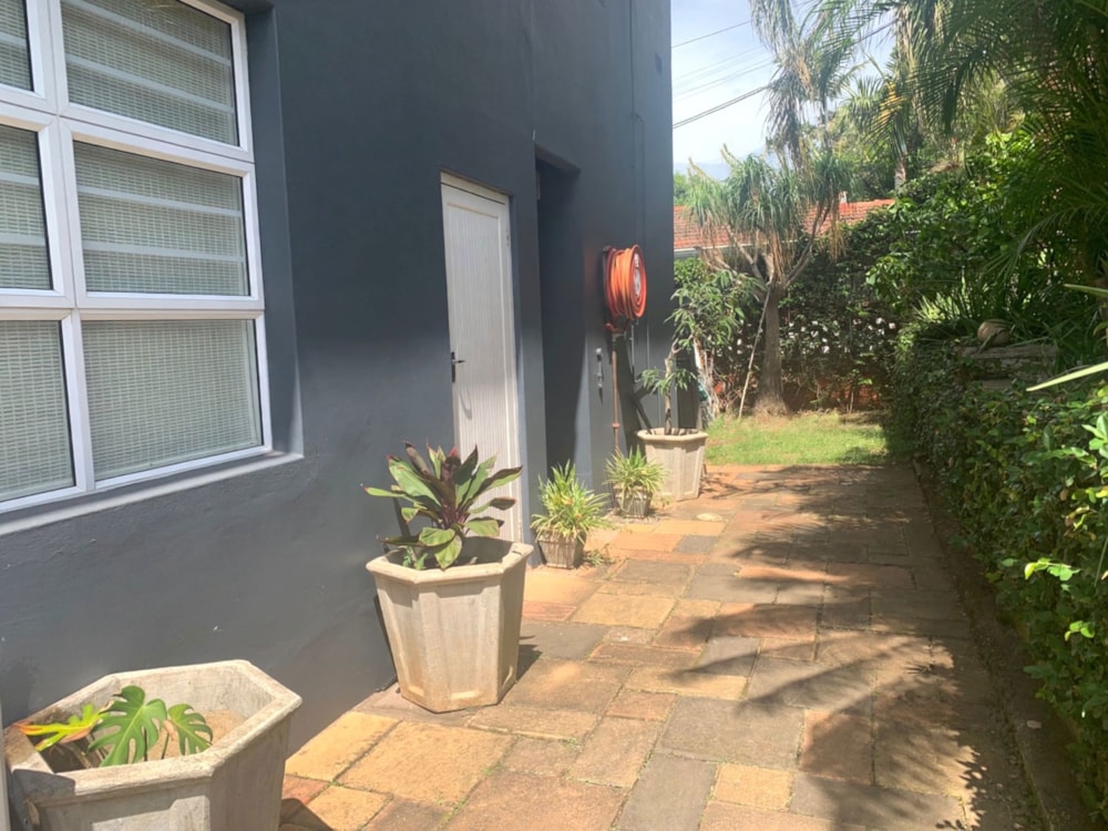 Commercial office to rent in Durban North - 1ND1741785