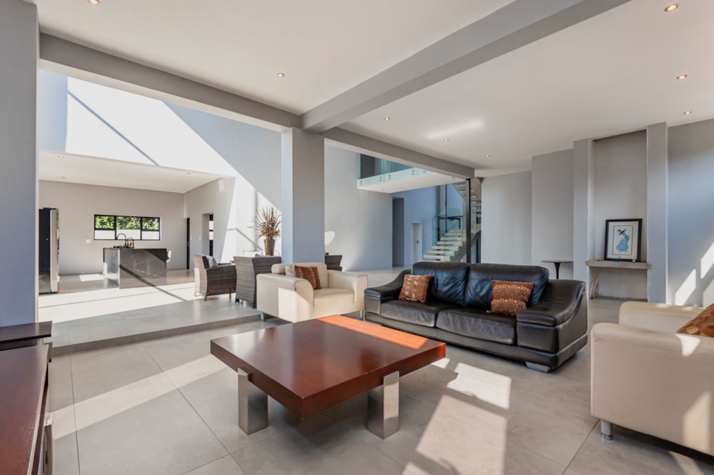 Double-storey house for sale in Copperleaf - 1CU1746413 Double-storey house for sale in Copperleaf - 1CU1746413