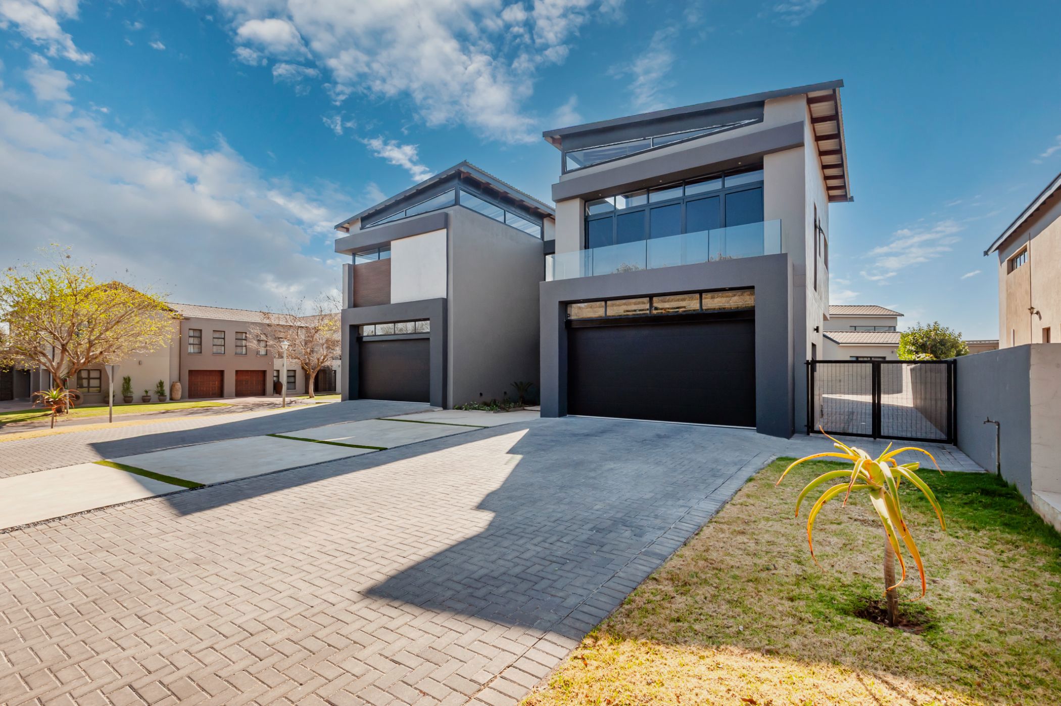 Double-storey house for sale in Copperleaf - 1CU1746413